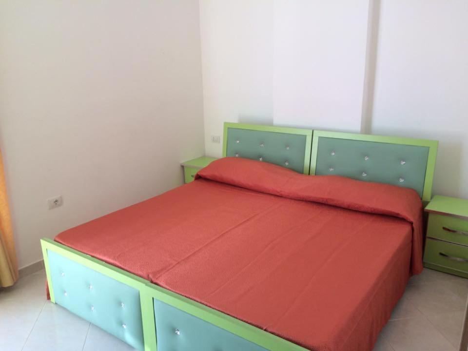 Rainbow Holiday Apartments Vlorë Buitenkant foto