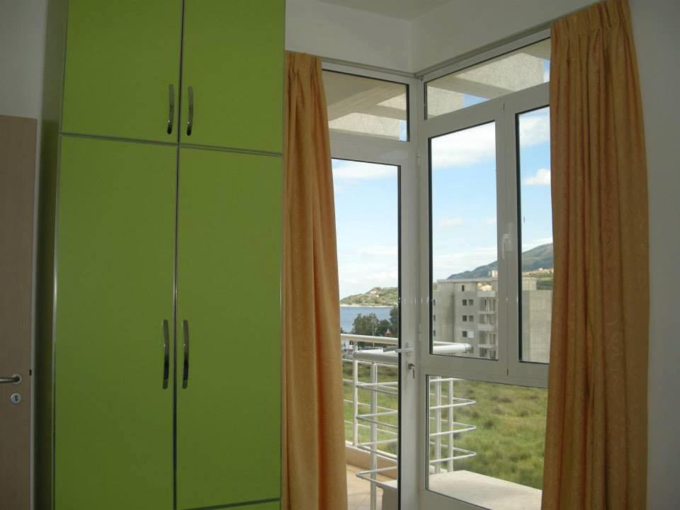 Rainbow Holiday Apartments Vlorë Buitenkant foto