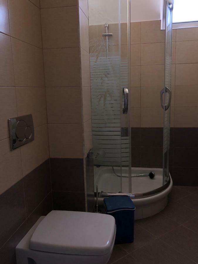 Rainbow Holiday Apartments Vlorë Buitenkant foto