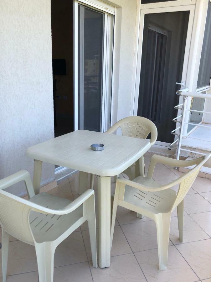 Rainbow Holiday Apartments Vlorë Buitenkant foto